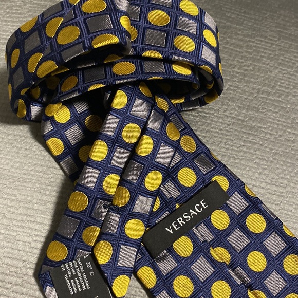 Stunning vintage Versace - Picture 5 of 5